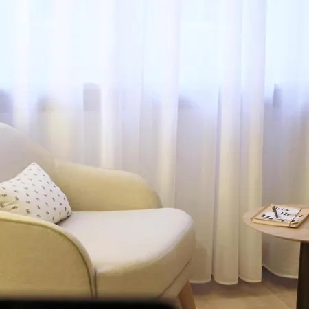 Luxury 2 Bdr Ap Near Center Free Parking Apartment Sofia